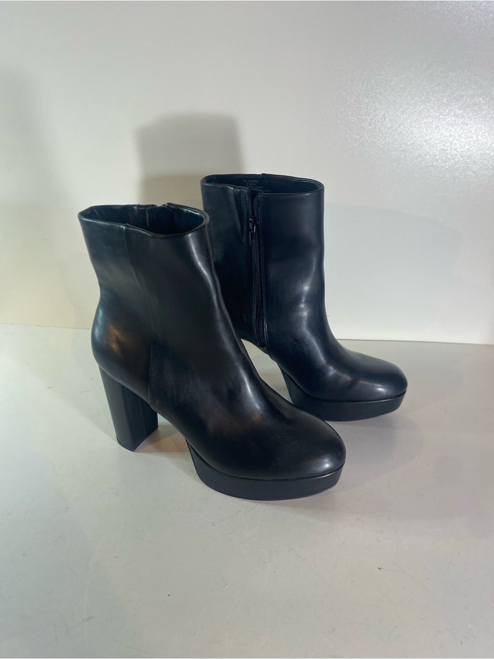 Mix No. 6 Black Faux Leather Platform Ankle Boots 4” Heel Size 8.5 M
